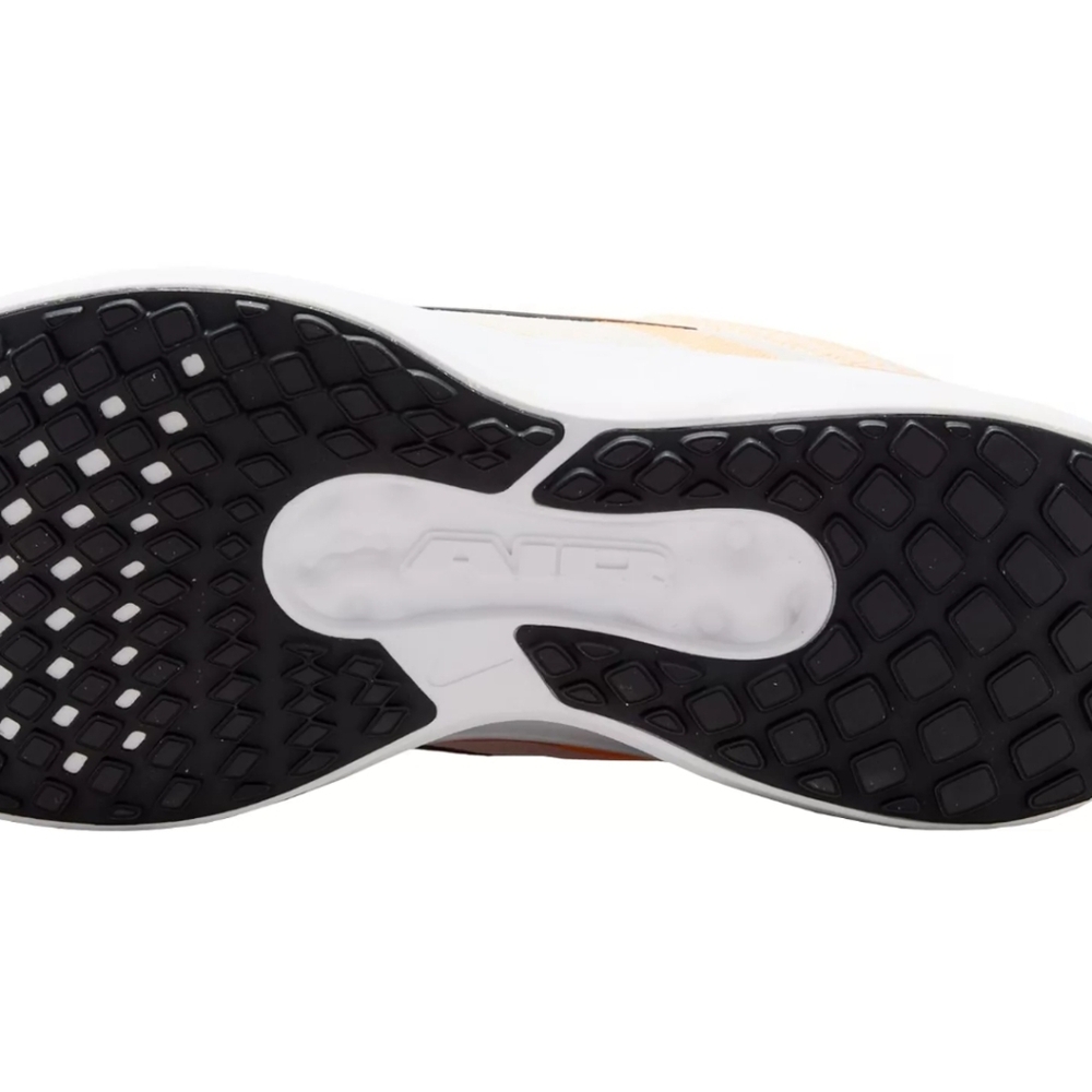 Nike Air Winflo 11, size 12, colors sail black and laser orange with black swoos - Picture 5 of 8